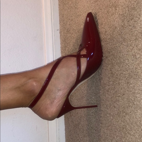 *SOLD*Manolo Blahnik Red Pumps - Picture 10 of 11